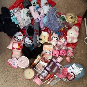 SALE! Cute Hello Kitty and Friends Collection